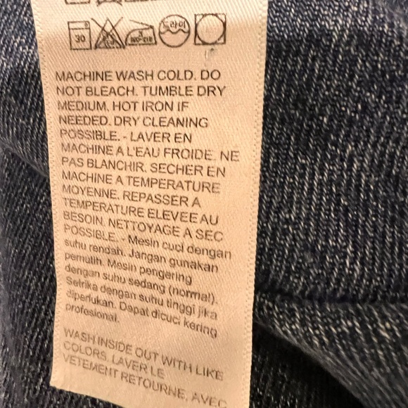 Levi’s Women’s Low-Rise Superlow Loose Jeans - Picture 11 of 11